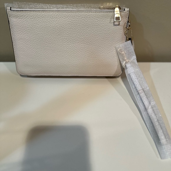 Coach Cream Leather Wristlet with Bow Accent - Picture 5 of 6